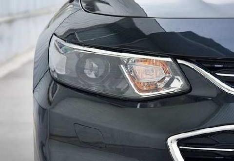 标配真皮座椅，月销1万多辆，价格逼近速腾，蒙迪欧强劲对手！