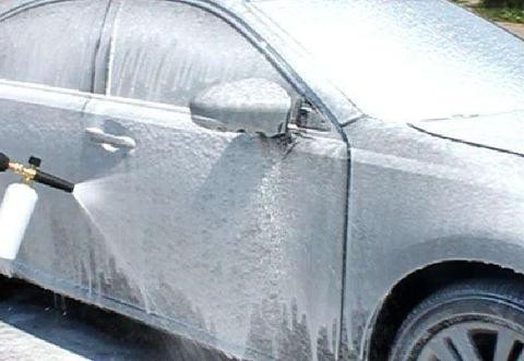 这样做是爱车吗？其实是在毁车，盘点最伤车的5个误区