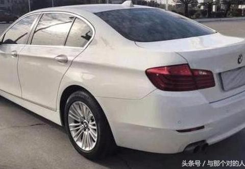 男子9万买一辆宝马5系，觉得捡了大便宜，没想到拆出15个定位器
