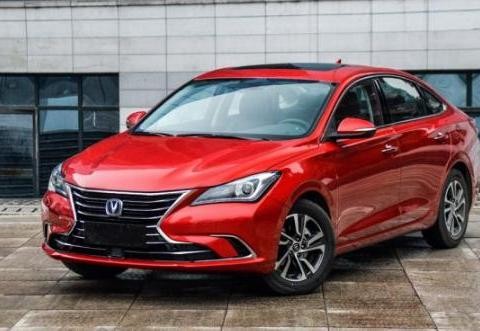 这才是国产最美家轿，轴距2米7，5万起售，艾瑞泽5、帝豪瑟瑟发抖