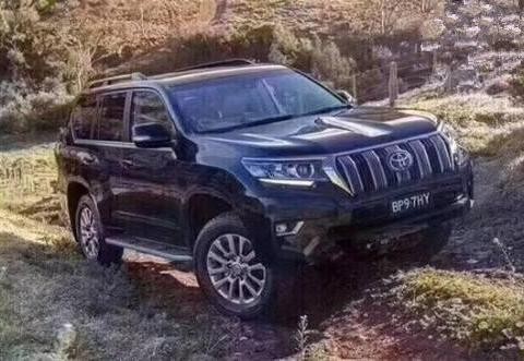 18款丰田普拉多，全时四驱，还是加长版！更霸道了！