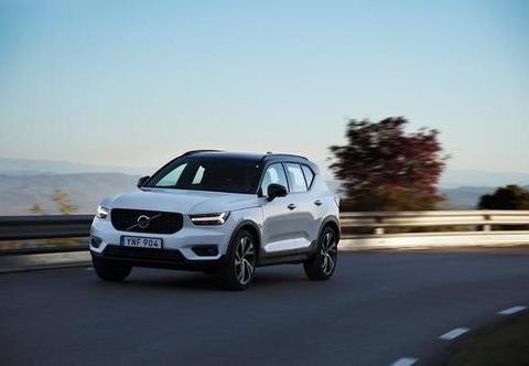 全球首台沃尔沃XC40已上路，颜值爆表，有18万谁还买CRV途观？