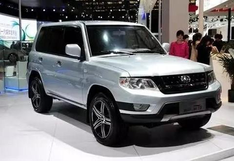 北汽212都不如它, 外观硬朗时尚, 动力充足四驱9万打脸帕杰罗