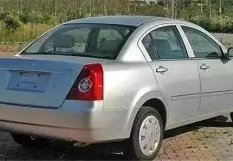 尾灯最难看的五款车型，日系两度上榜，比亚迪实力登顶！