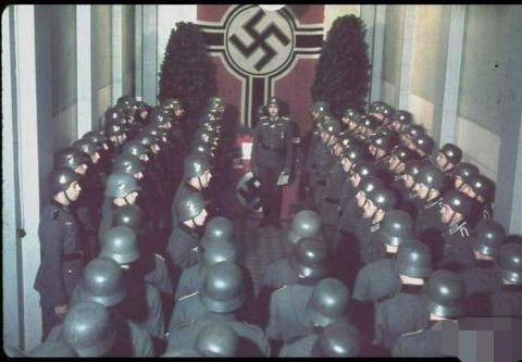 世界历史上极大的假钞集团, 他们企图发动货币战争, 他们是谁?