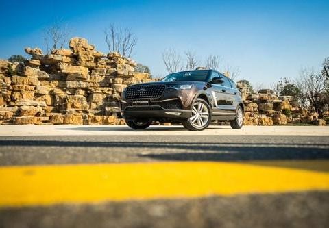 众泰T700贺岁版告诉你 国民豪华SUV是怎样炼成的