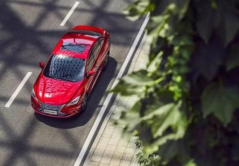 长得好看内饰还精致 这款大空间高配置自主品牌轿车要火！