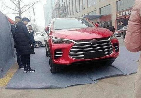 比亚迪开窍了，新车换标比路虎美十倍，13万起，令合资没脾气