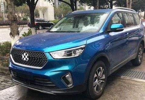 长安首款高端SUV到店实拍，比汉兰达还大，9万起竞争领克魏派