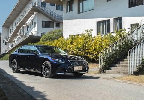 雷克萨斯坐稳了“豪华老四” 新一代LS算成功吗？！