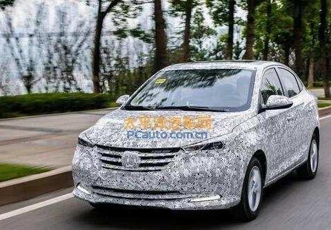 对标宝骏 长安新一代小型车路试谍照