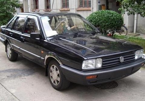 90年代最火的车，有这辆车就很了不得，如今降价都没人要