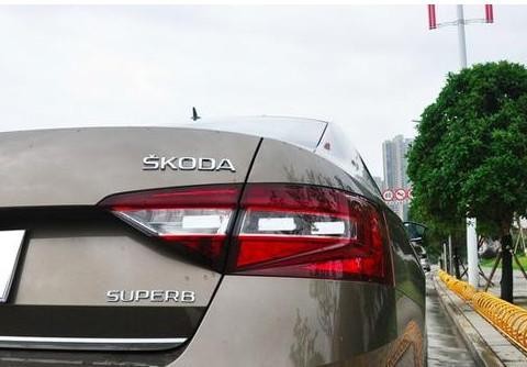 买B级车朋友力推新君越，可最后买了这款，钱更少比帕萨特还要