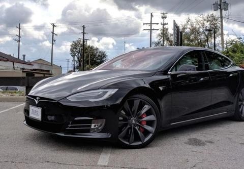 特斯拉Model S P100D仍然是你可以买到的最酷的车