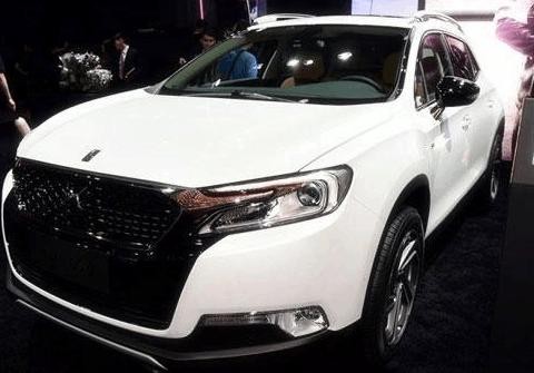 这款德系进口车售价仅17万, 全景天窗, 超低油耗, 性价比不输途观!