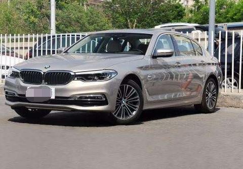 最亲民的宝马5系来了, 颜值高+油耗6L, 卖这价买啥帕萨特?