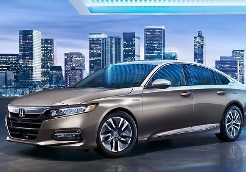 全新雅阁将国产,外表动感内饰保守,1.5T瑕不掩瑜仍是同级操控王