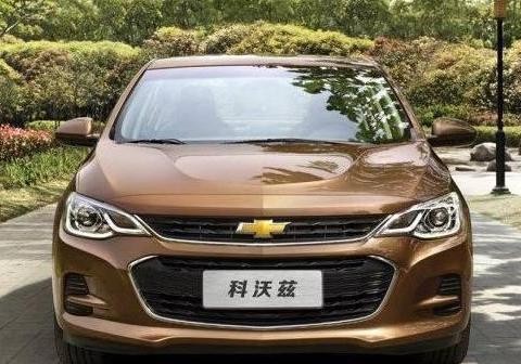 这款车比科鲁兹还大，配置不输捷达，售价6万性价比堪比吉利帝豪