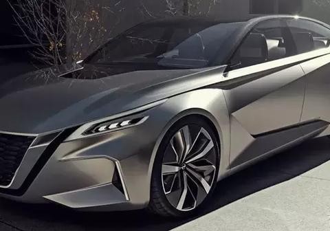 新日产天籁犀利似轿跑，雅阁凯美瑞怕了吗？