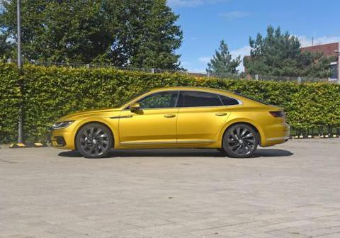 大众要靠它发财，比CC上市还火爆，操控出色，卖26万放弃迈腾A4