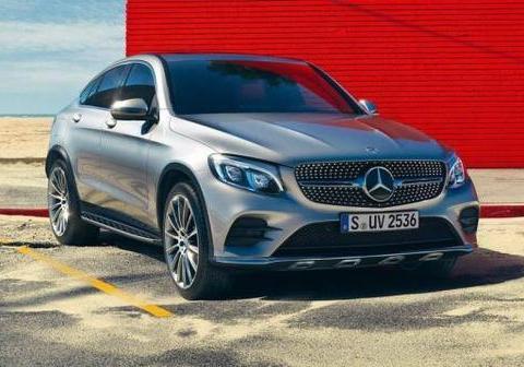 既能跑又能越野, 奔驰GLC Coupe对比宝马X4