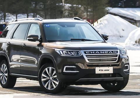 让哈弗五菱瞪眼、众泰比亚迪羡慕，这款高仿7座路虎才16万！