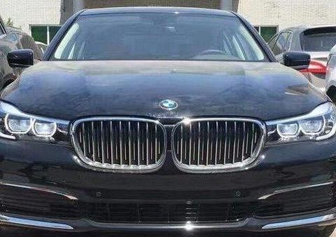 最新宝马7系官网报价发动机性能介绍