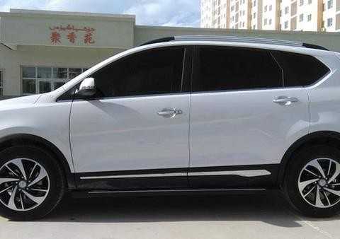 这款车顶配不到7万，看来SUV市场的霸主地位非他莫属了