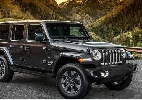 2018款牧马人：全新升级！搭载2.0T发动机！价格低于普拉多！