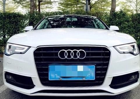 进口奥迪A5，4S店优惠那么多啊外观时尚帅气，越看越喜欢