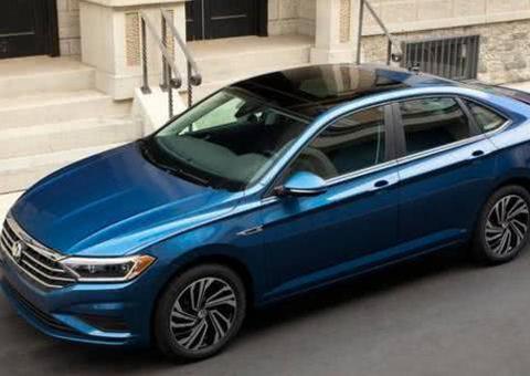 2018款速腾终于登场，颜值不输思域，搭载奥迪发动机，具有时尚感