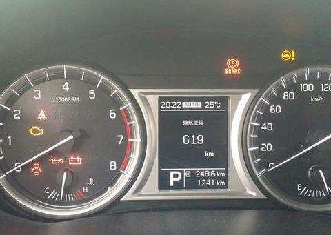 一箱油跑800多公里, 10多万省油的日系SUV