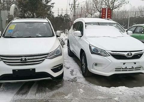 街头偶遇2018款比亚迪宋，奥迪前脸电子档把，卖9万唐二代都眼红