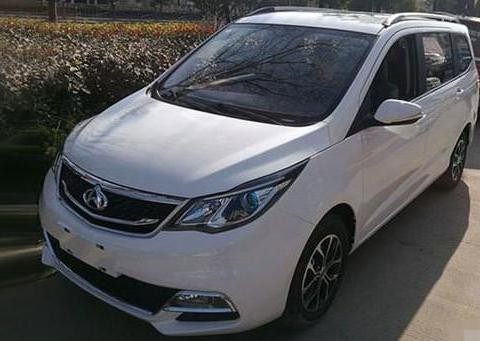 国产长安欧尚又出新款, 不输“神车”五菱宏光, 内饰也挺赞
