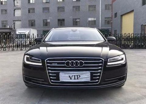 108万奥迪A8，如今售价8万元，全景天窗 我为何不建议买？