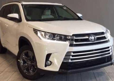 首批新款汉兰达到店实拍，配备全新8AT变速箱或有6座布局6年免检