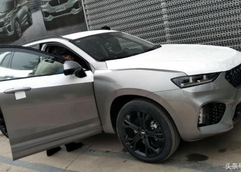 大姨子刚去订了大众途观，见我提了这车回来，果断就去退了