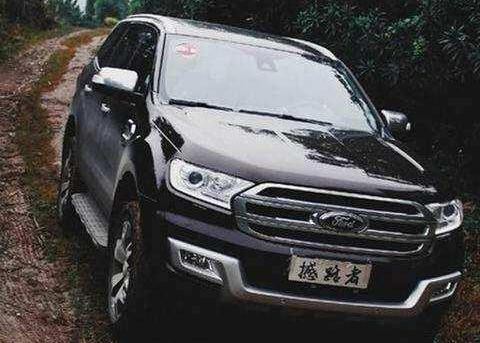 买不起普拉多不如选它！车身4米9，非承载四驱配差速锁，仅24万起