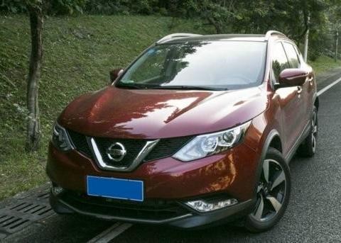 小雪人体验乘车空间 红逍客圣诞提车