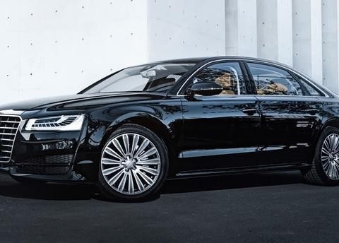 92.78万起限量1688台，奥迪发布三款A8L典藏版车型