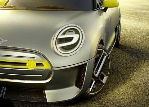 MINI全新标识 延续复古风格要