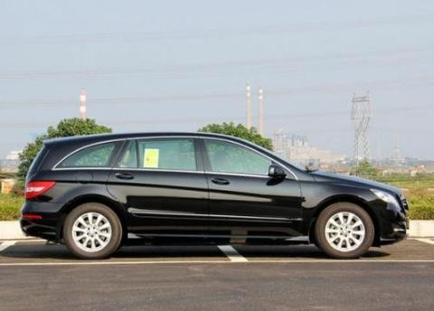 最没用的奔驰车，车长5米1整车纯进口，靠国内土豪卖了12年