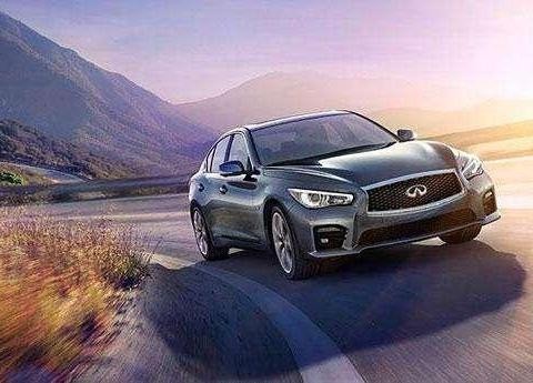 这款日系车搭载全球十佳发动机, 外观不输奥迪A4L, 销量却差很多