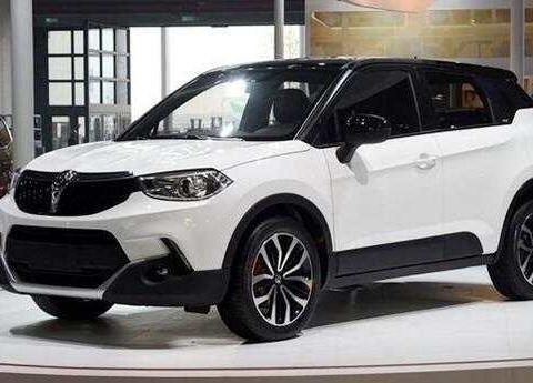 这才是国产小钢炮，缤智不如它，宝马技术操控远超宝骏510