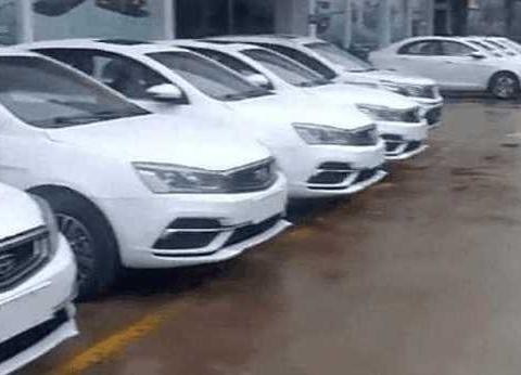 大批吉利新帝豪实车到店，标配全液晶仪表盘，售价不变还是7万