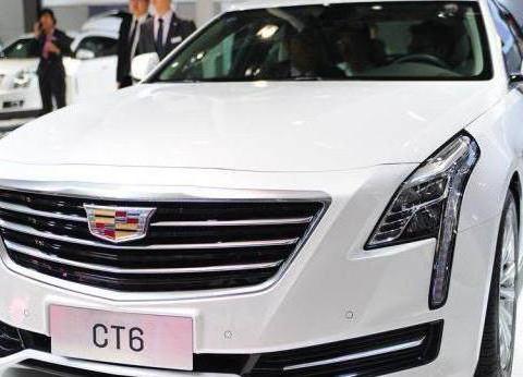 卡迪拉克豪华旗舰车降价十万，懂车的人都为它放弃宝马5系！