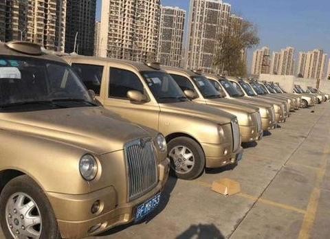 偶遇大批吉利英伦老爷车，工作人员：停产前售19万，现在统统1折