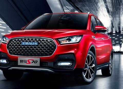 丈母娘要农村小伙用野马汽车接亲，小伙真开来了，丈母娘又不让了