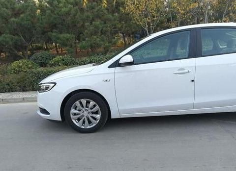 为了这车放弃了卡罗拉，老婆说我傻，朋友却都夸这车不错