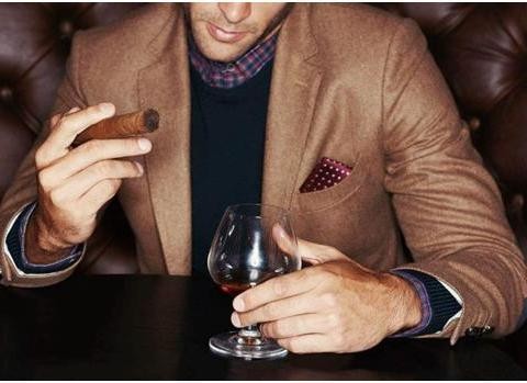 把销冠过成一种习惯，吉利帝豪凭何成为“炫耀的资本”